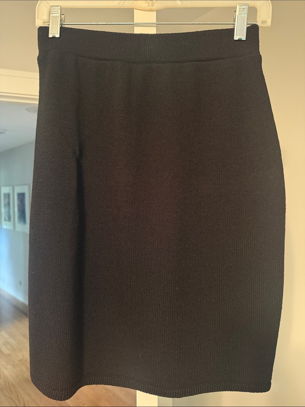 Women's Black Knit Pencil Skirt - Sleek Everyday Workwear